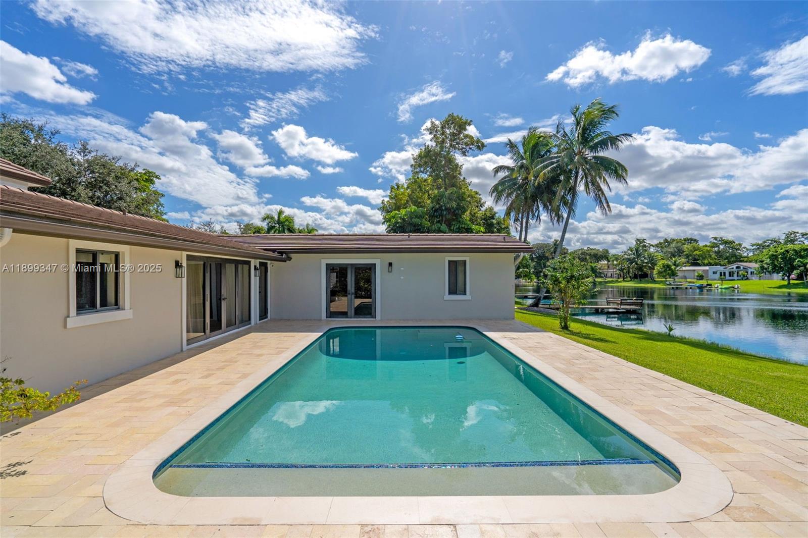 14940 Egan Ln Miami Lakes, FL 33014