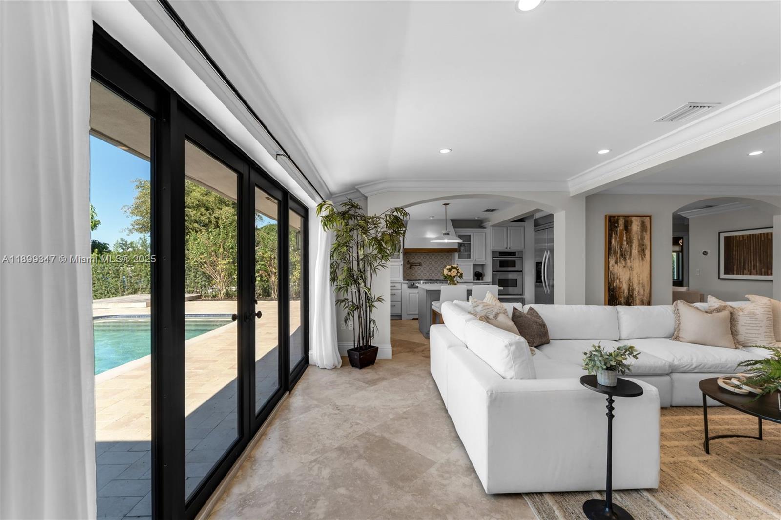 14940 Egan Ln Miami Lakes, FL 33014