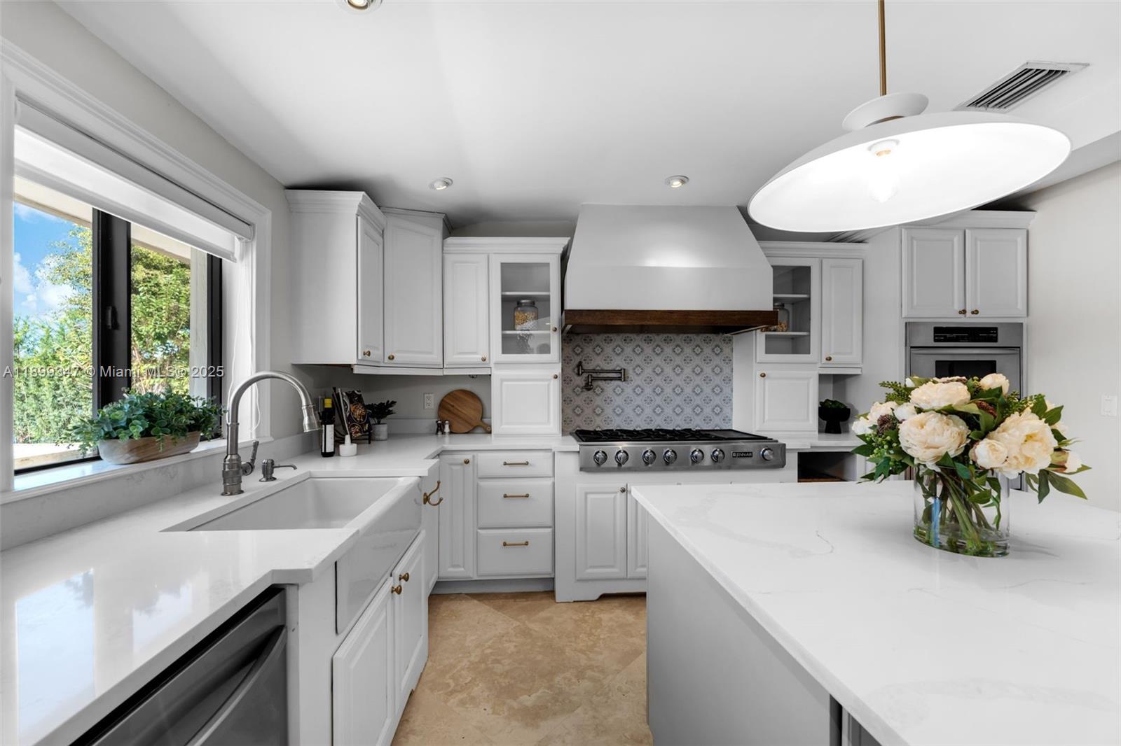 14940 Egan Ln Miami Lakes, FL 33014