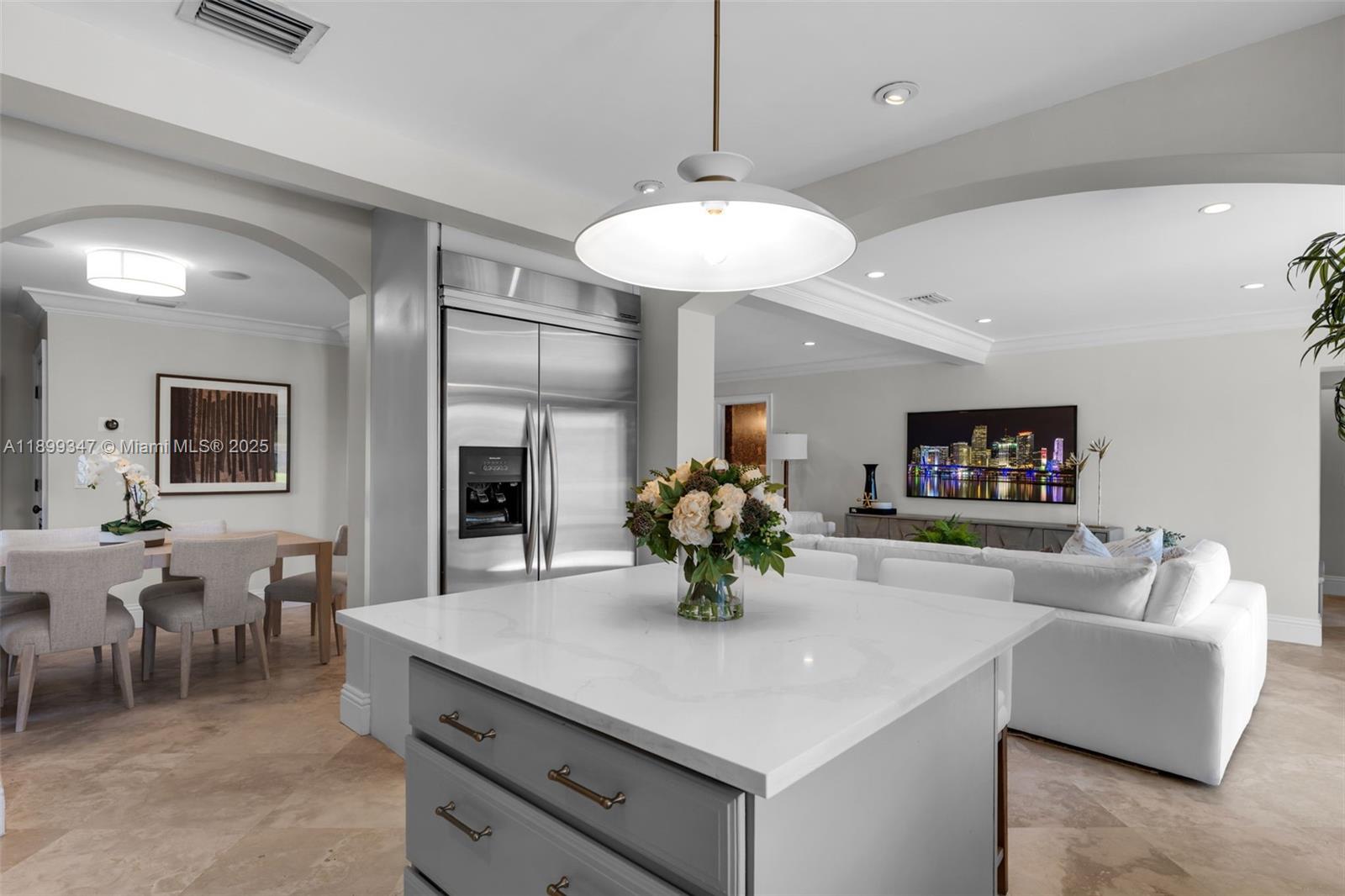 14940 Egan Ln Miami Lakes, FL 33014