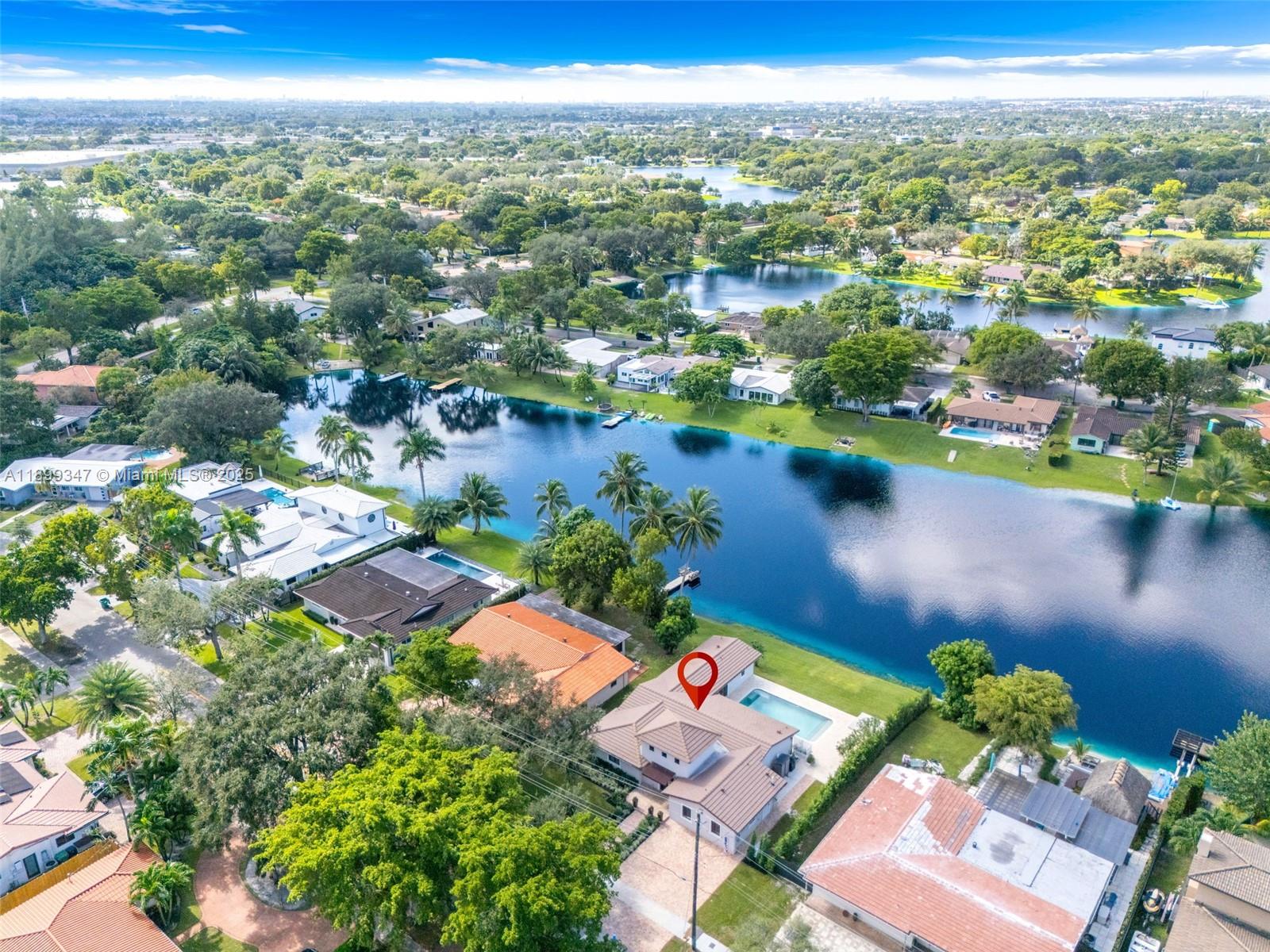 14940 Egan Ln Miami Lakes, FL 33014