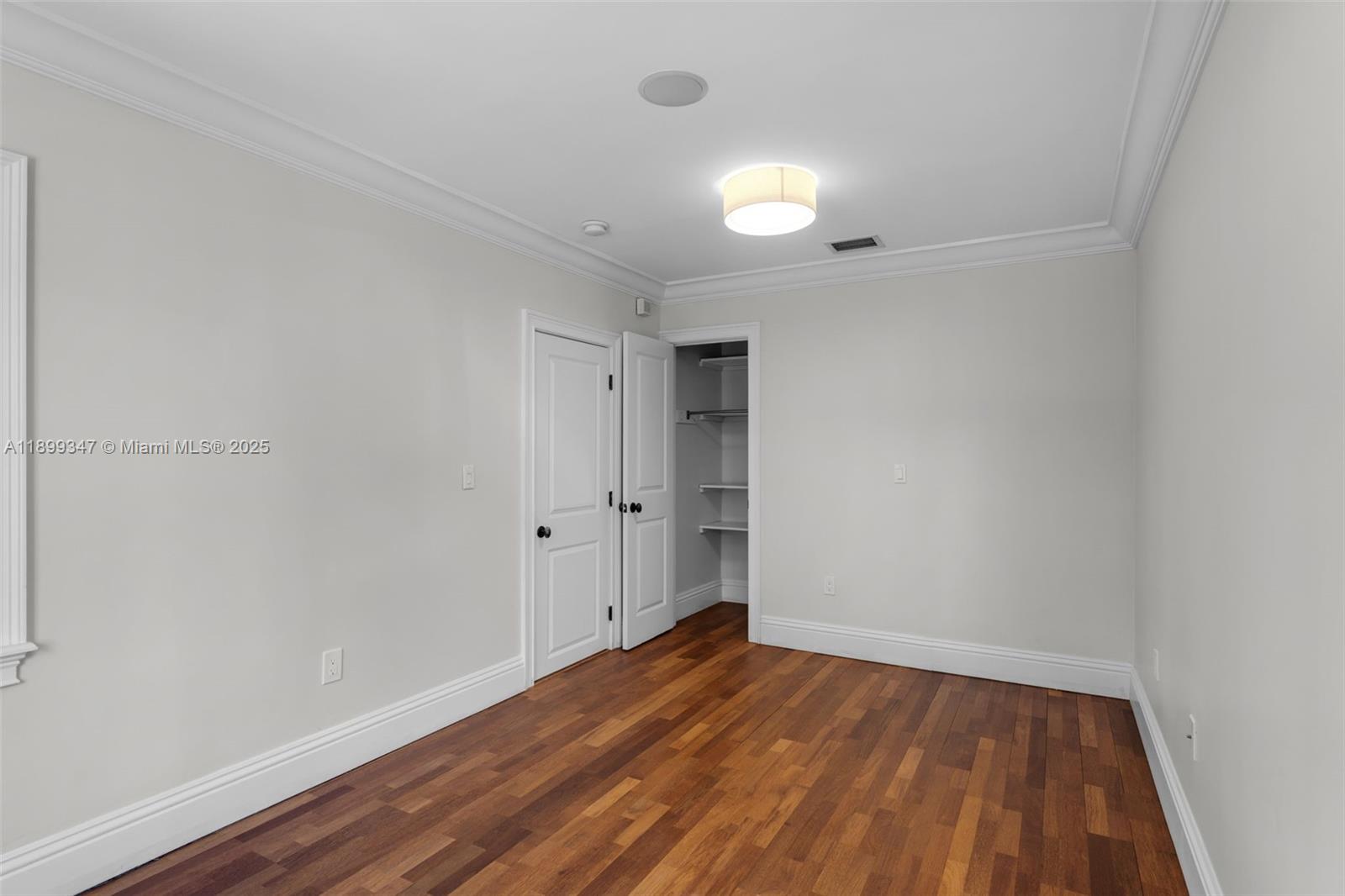 14940 Egan Ln Miami Lakes, FL 33014