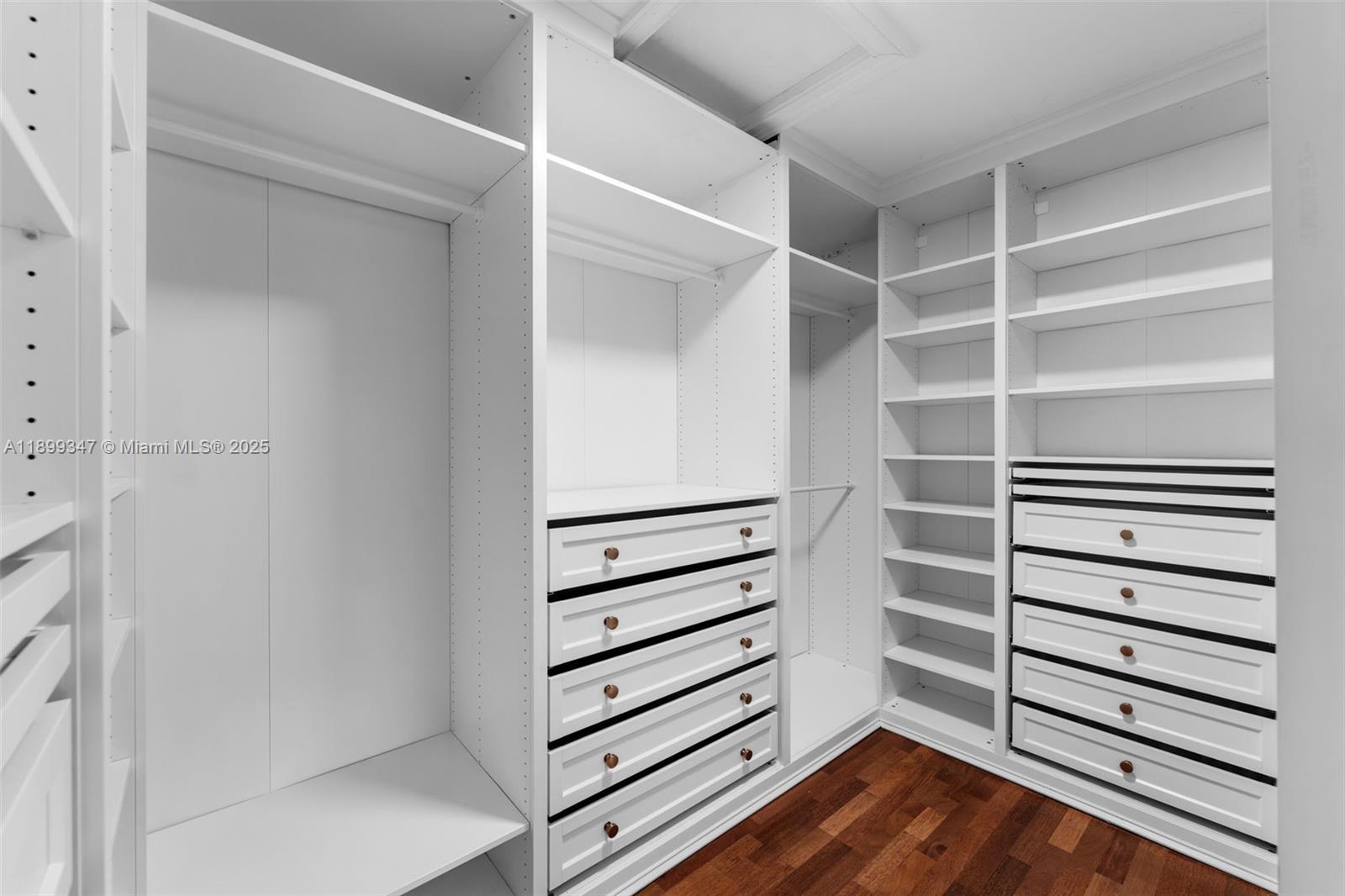 14940 Egan Ln Miami Lakes, FL 33014