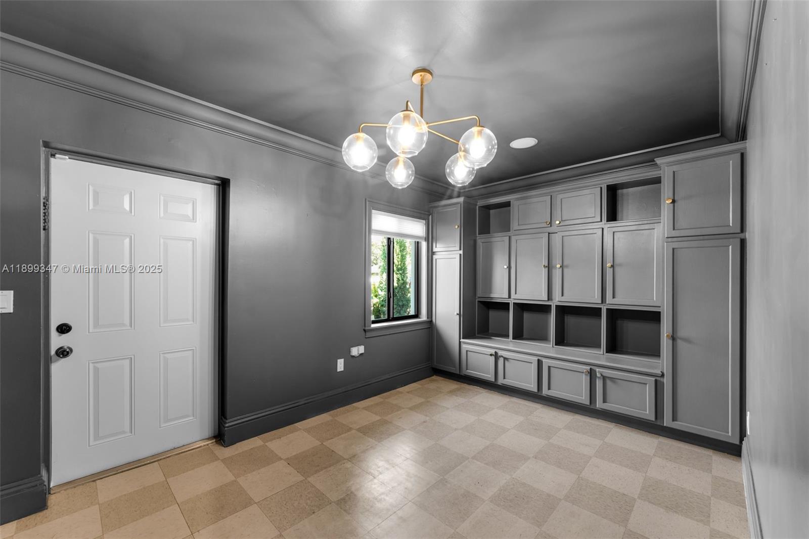 14940 Egan Ln Miami Lakes, FL 33014