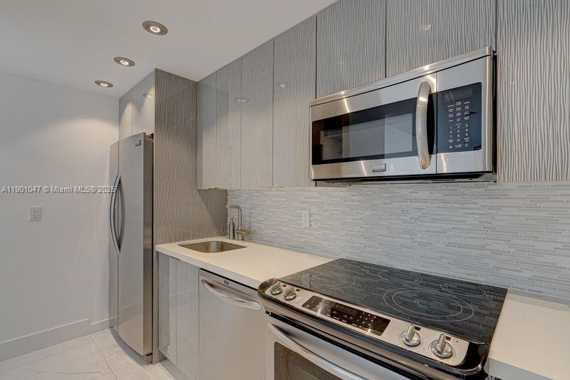 image Mirador 1000 (South Tower)9