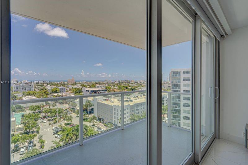 image Mirador 1000 (South Tower)3