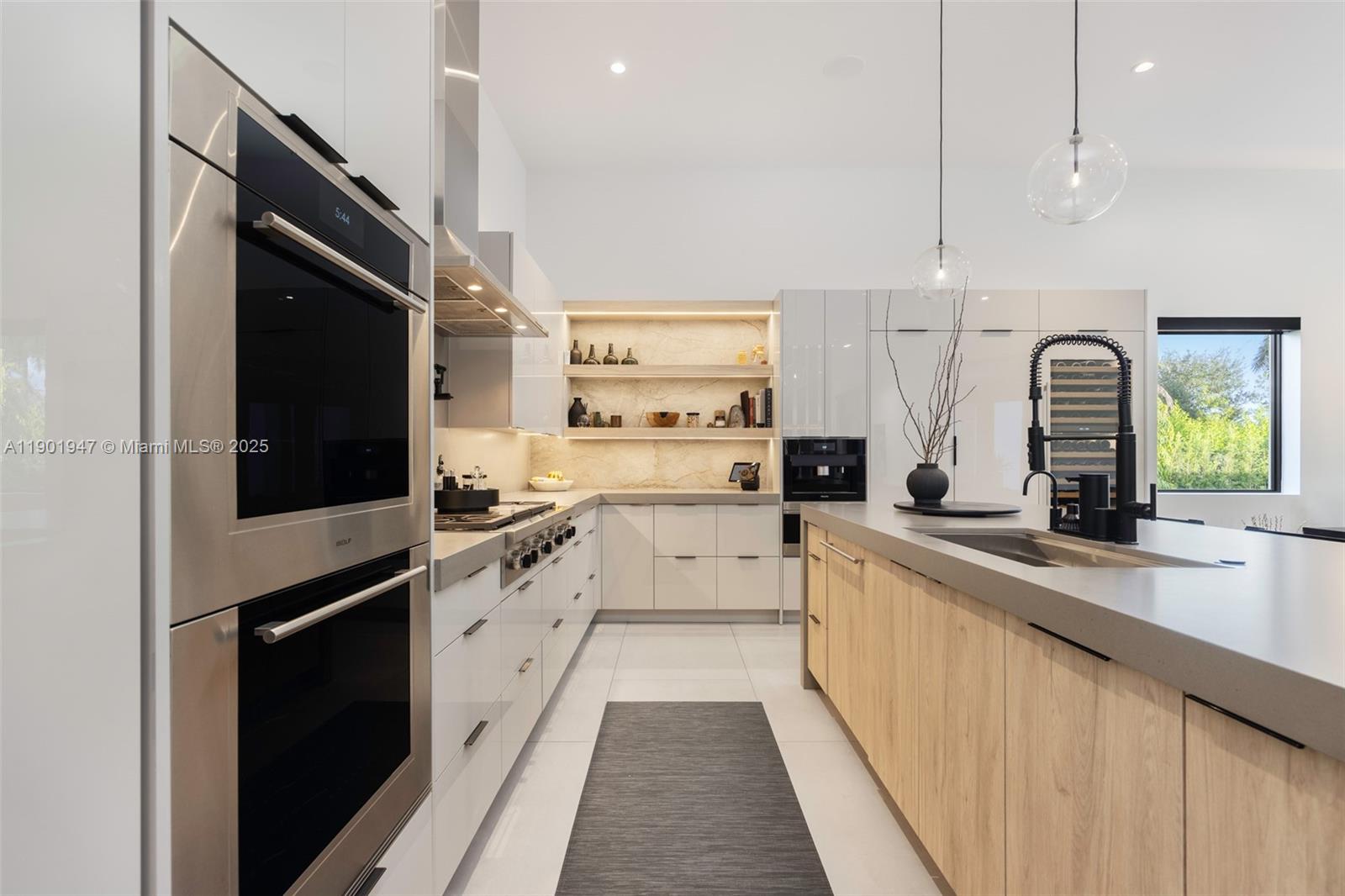 14940 SW 16th Ct Davie, FL 33326