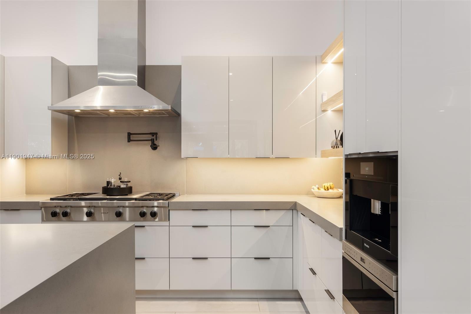 14940 SW 16th Ct Davie, FL 33326