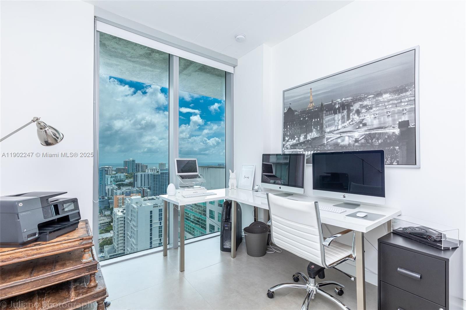 690 SW 1st Ct #PHI17 Miami, FL 33130