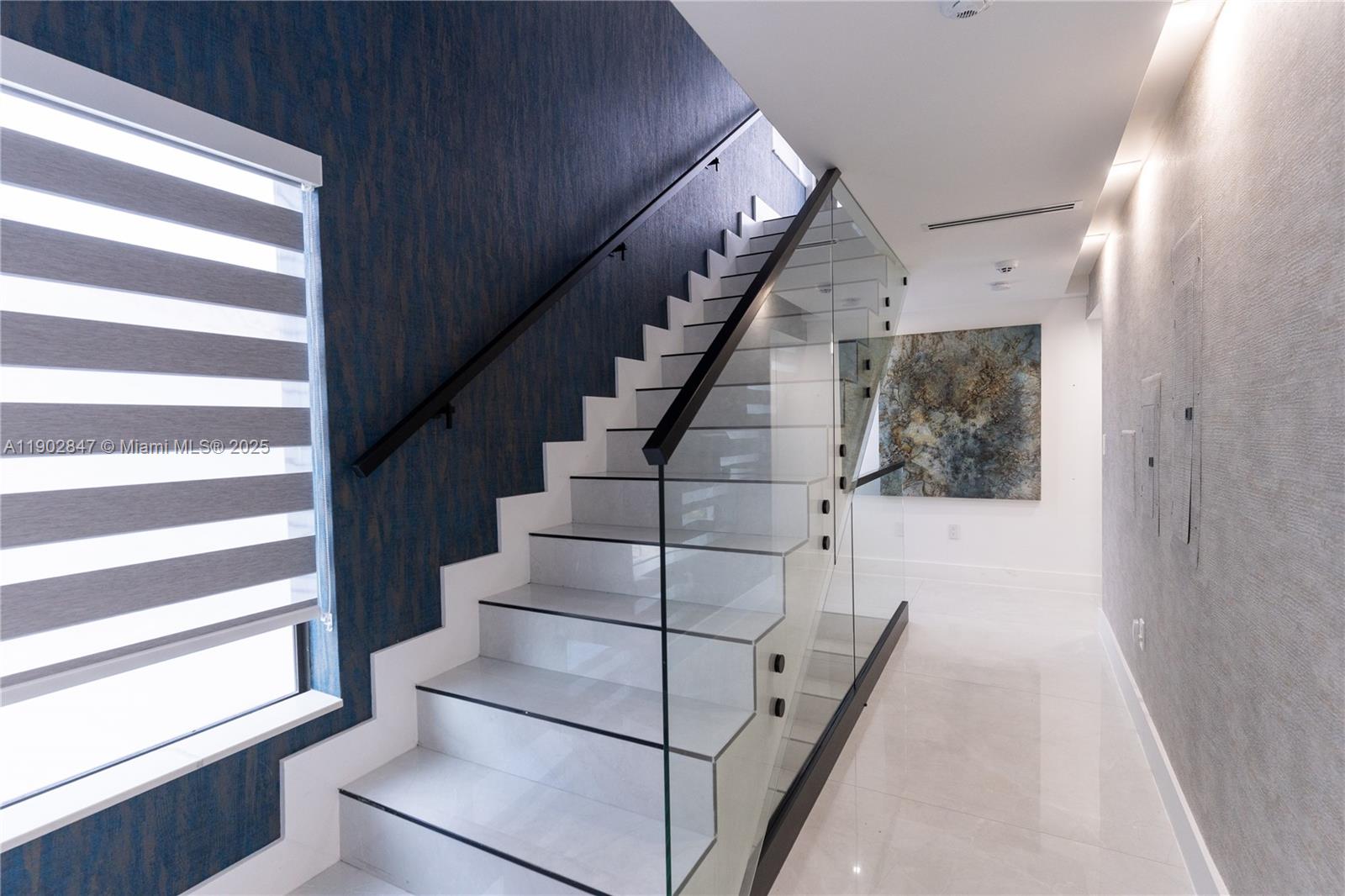 5601 N Ocean Dr Hollywood, FL 33019