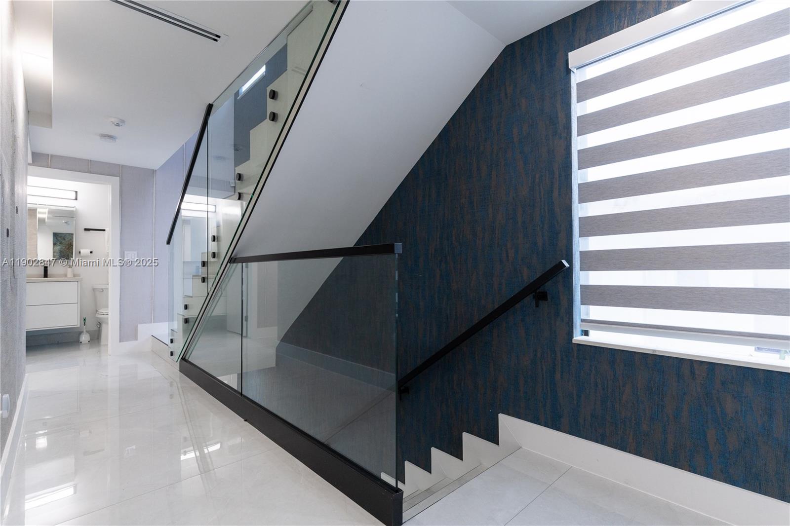 5601 N Ocean Dr Hollywood, FL 33019