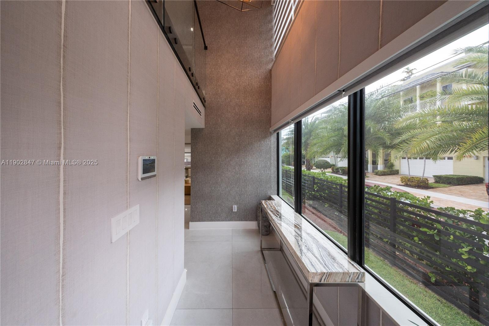 5601 N Ocean Dr Hollywood, FL 33019