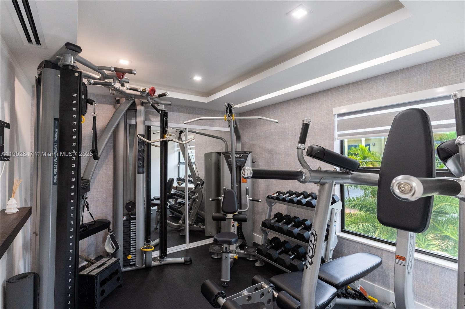 5601 N Ocean Dr Hollywood, FL 33019