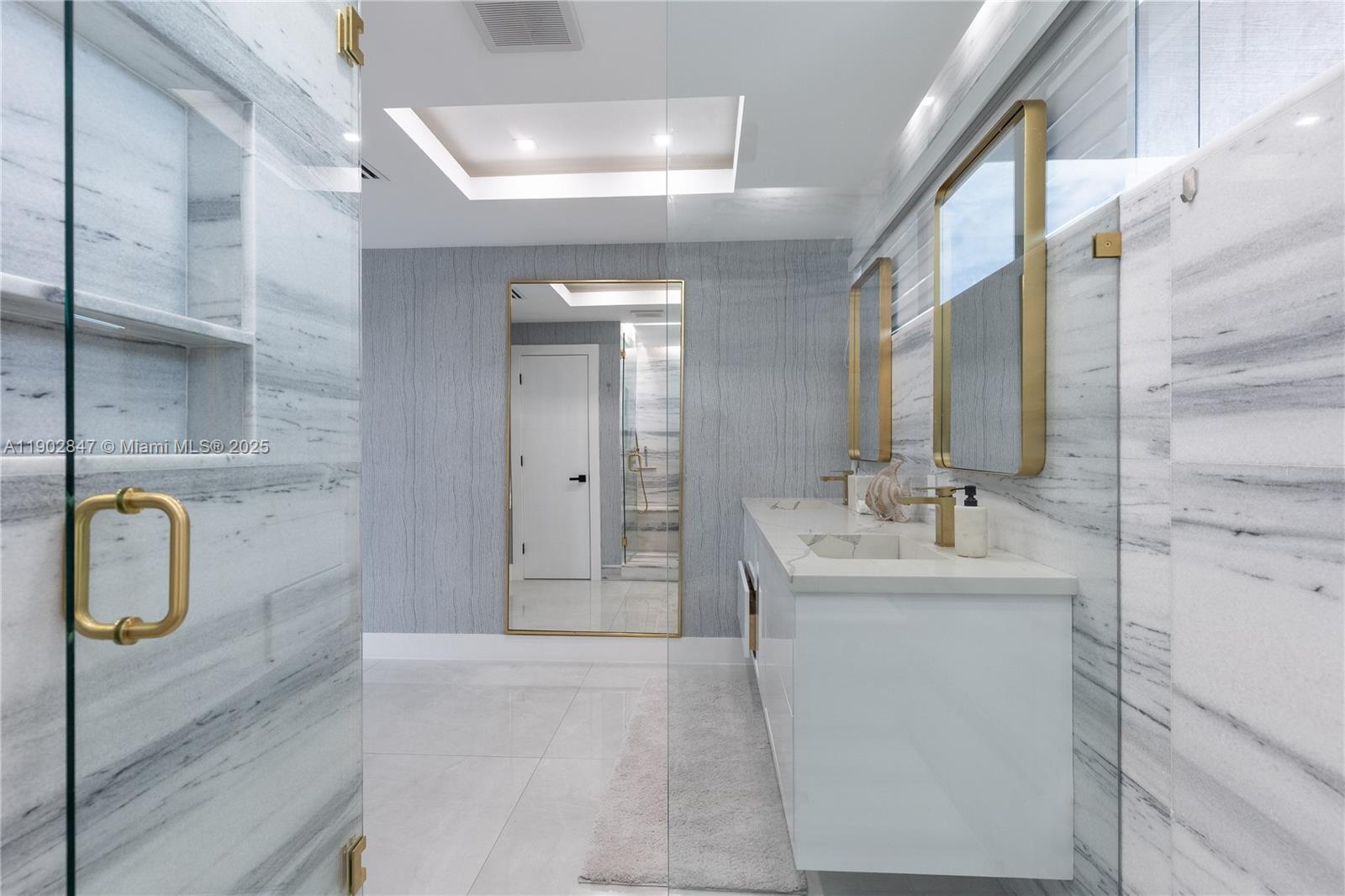 5601 N Ocean Dr Hollywood, FL 33019