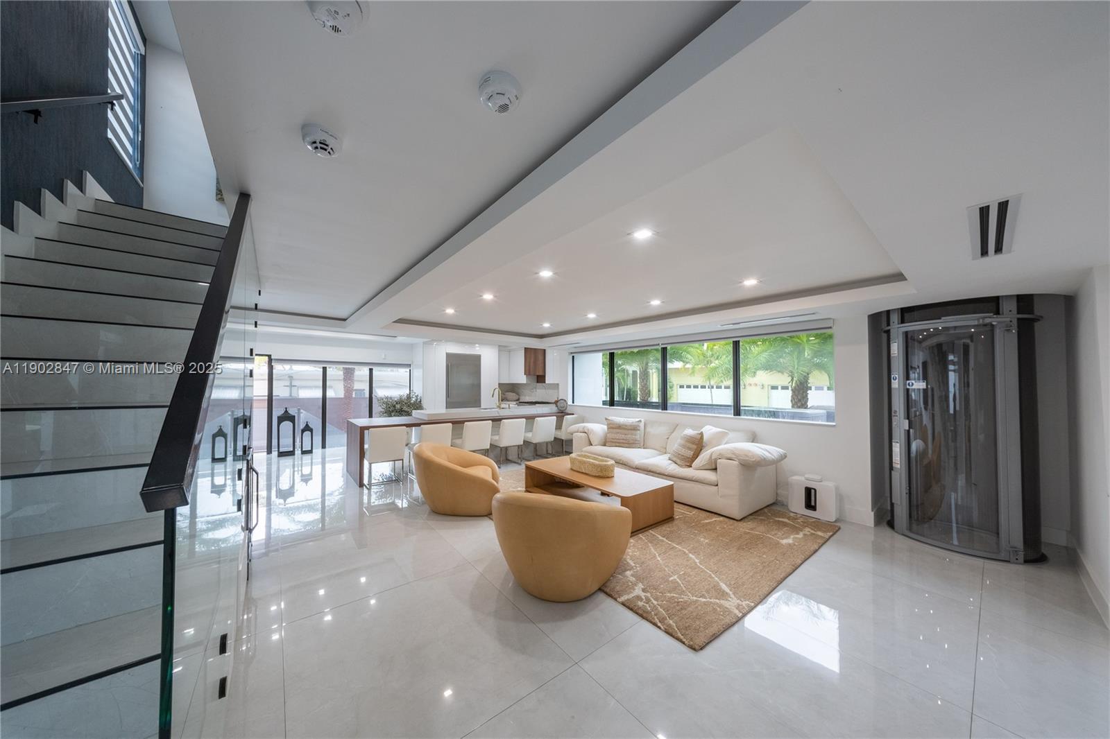 5601 N Ocean Dr Hollywood, FL 33019