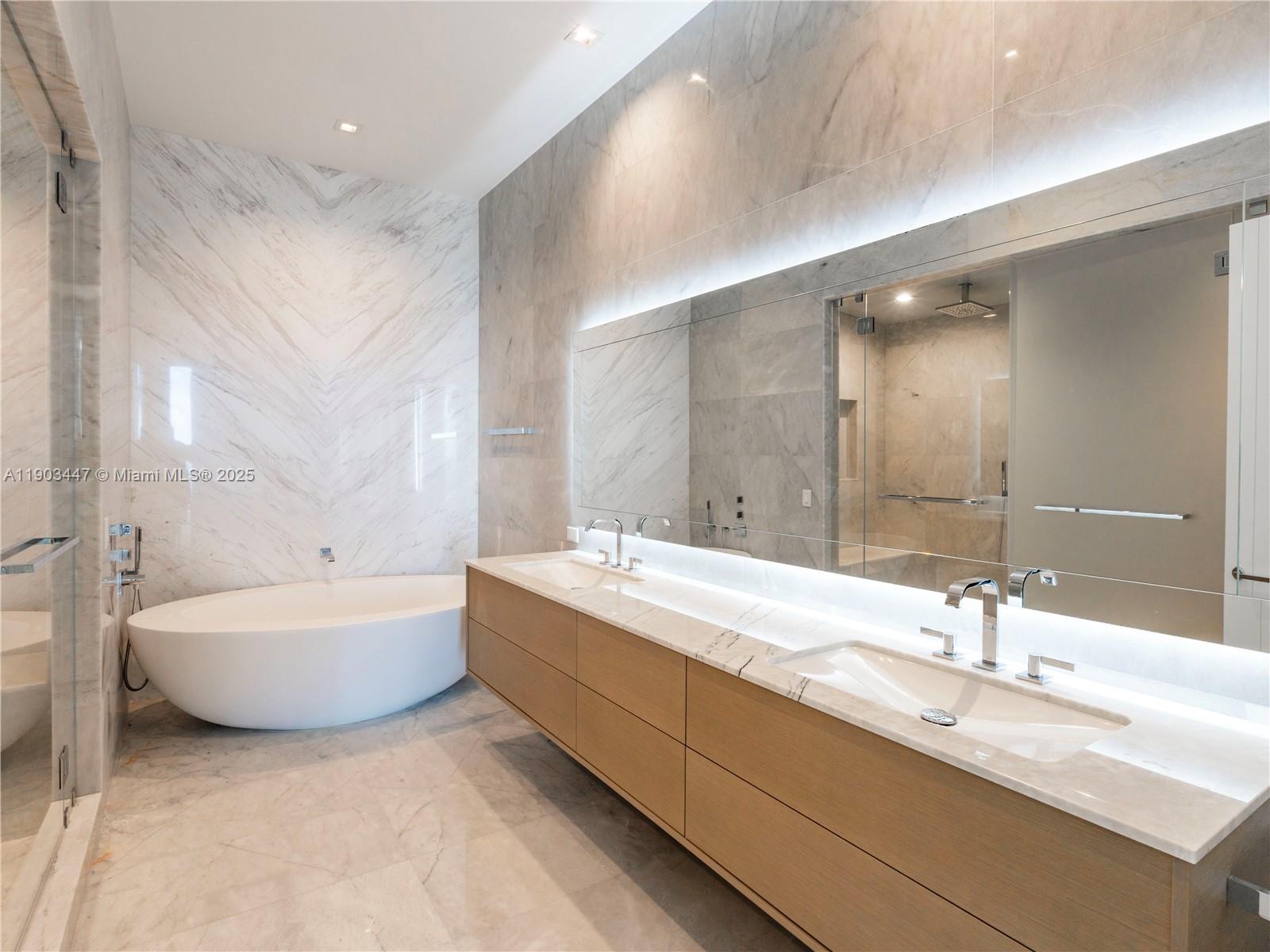 image Turnberry Ocean Club10