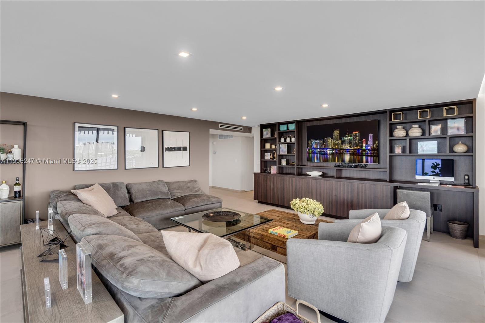 3 Grove Isle Dr #C1710 Miami, FL 33133