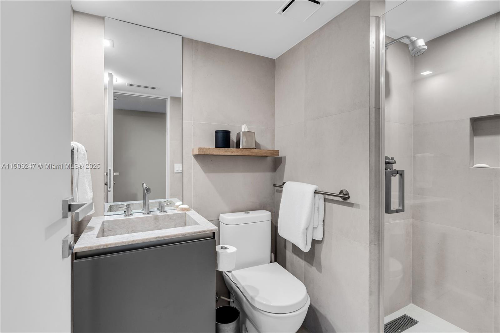 3 Grove Isle Dr #C1710 Miami, FL 33133