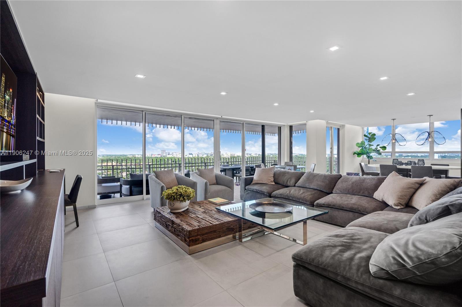 3 Grove Isle Dr #C1710 Miami, FL 33133