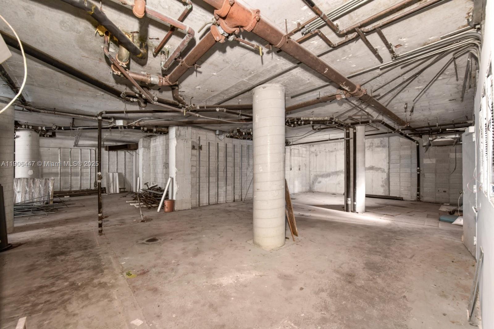 image Grove Towers Condo13