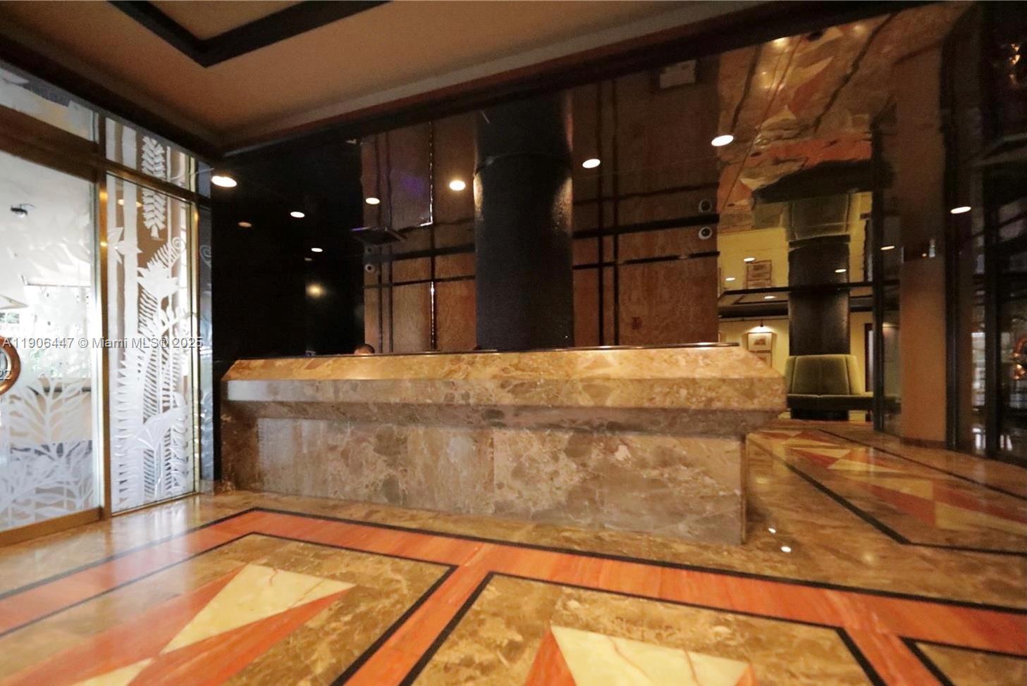 image Grove Towers Condo20