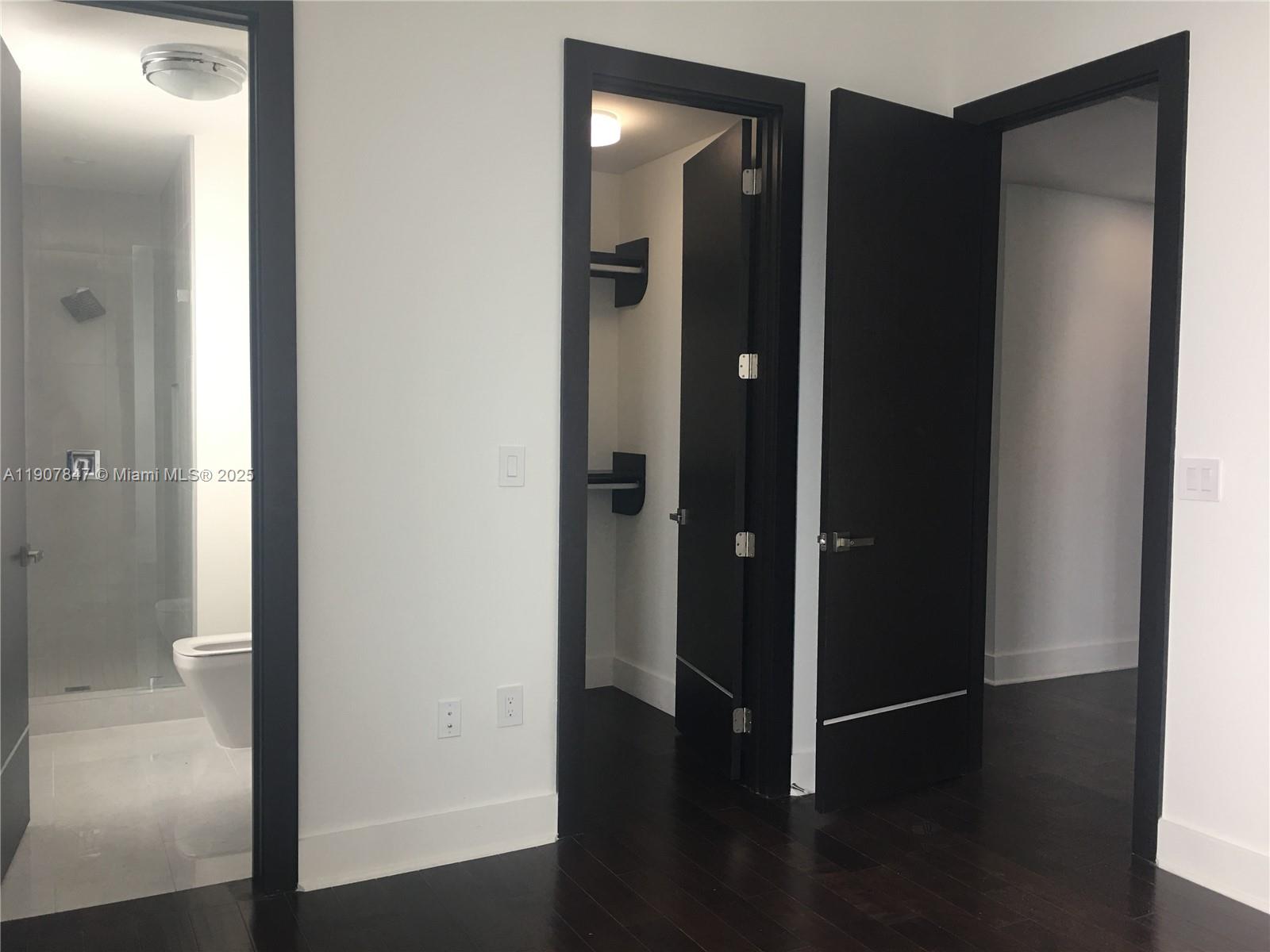 8258 NW 33rd Ter Doral, FL 33122