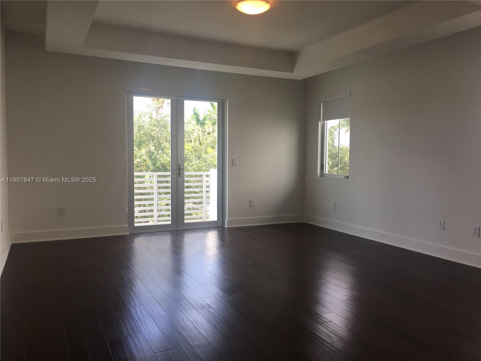 8258 NW 33rd Ter Doral, FL 33122