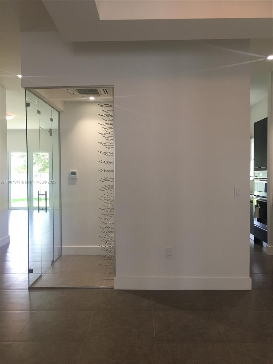 8258 NW 33rd Ter Doral, FL 33122