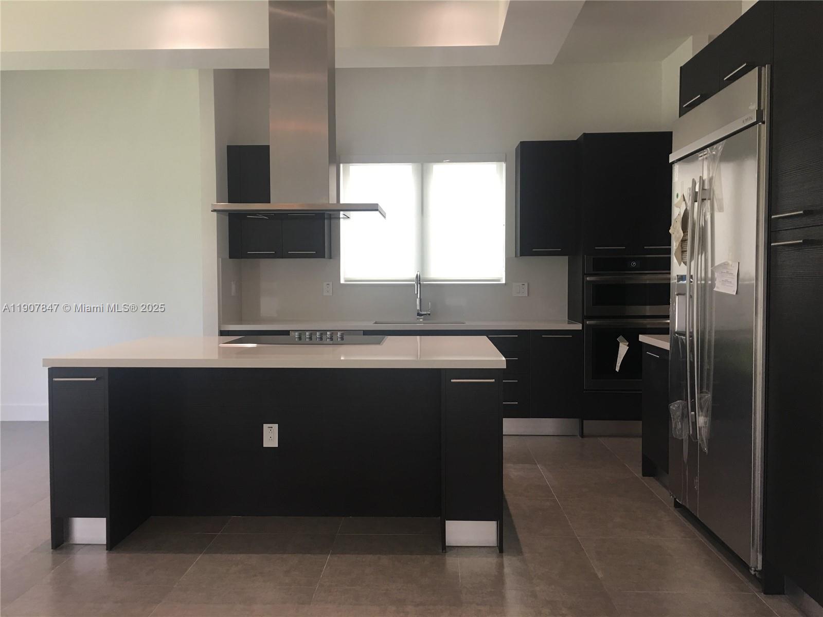 8258 NW 33rd Ter Doral, FL 33122