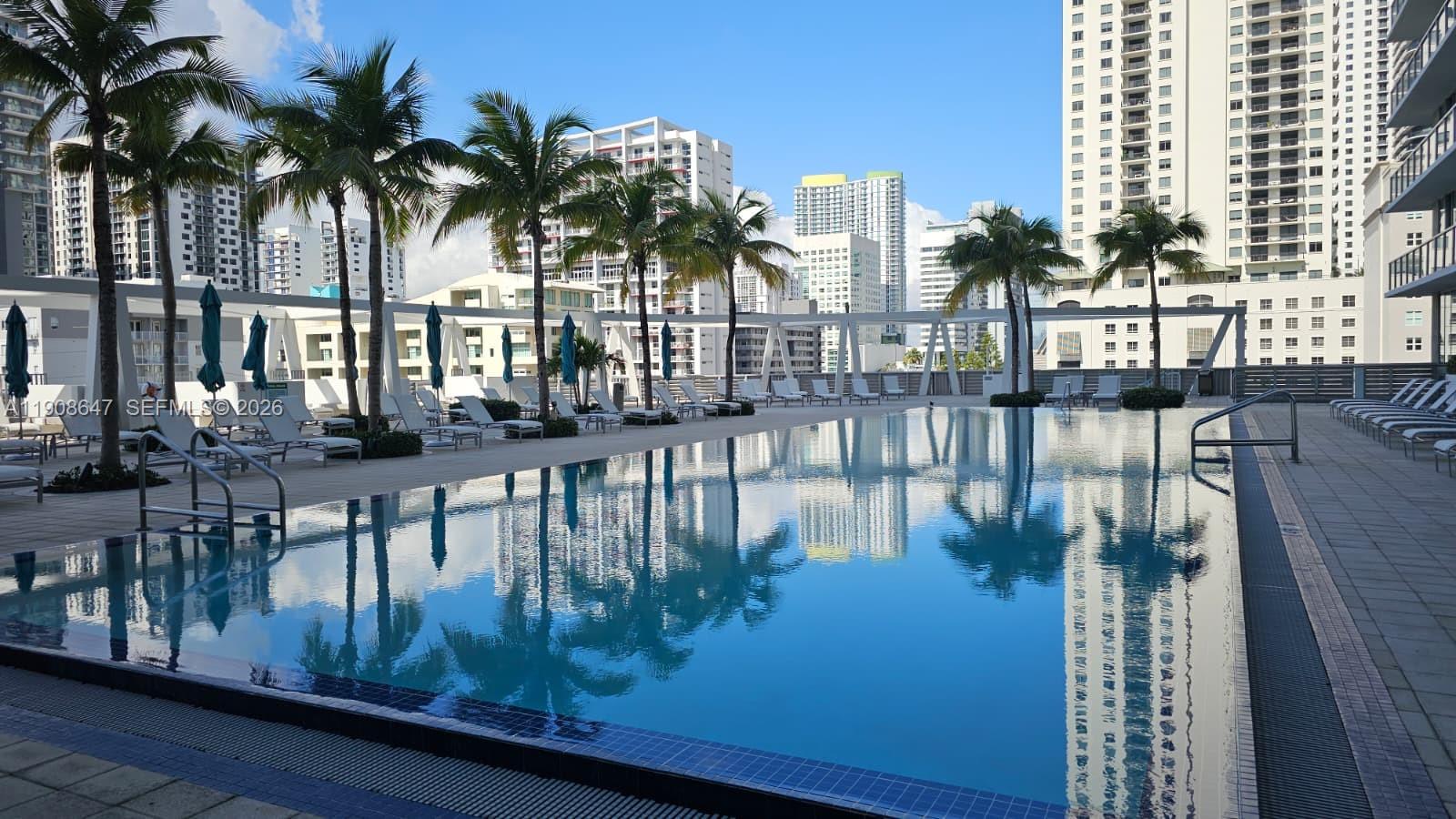 image Axis on Brickell North24