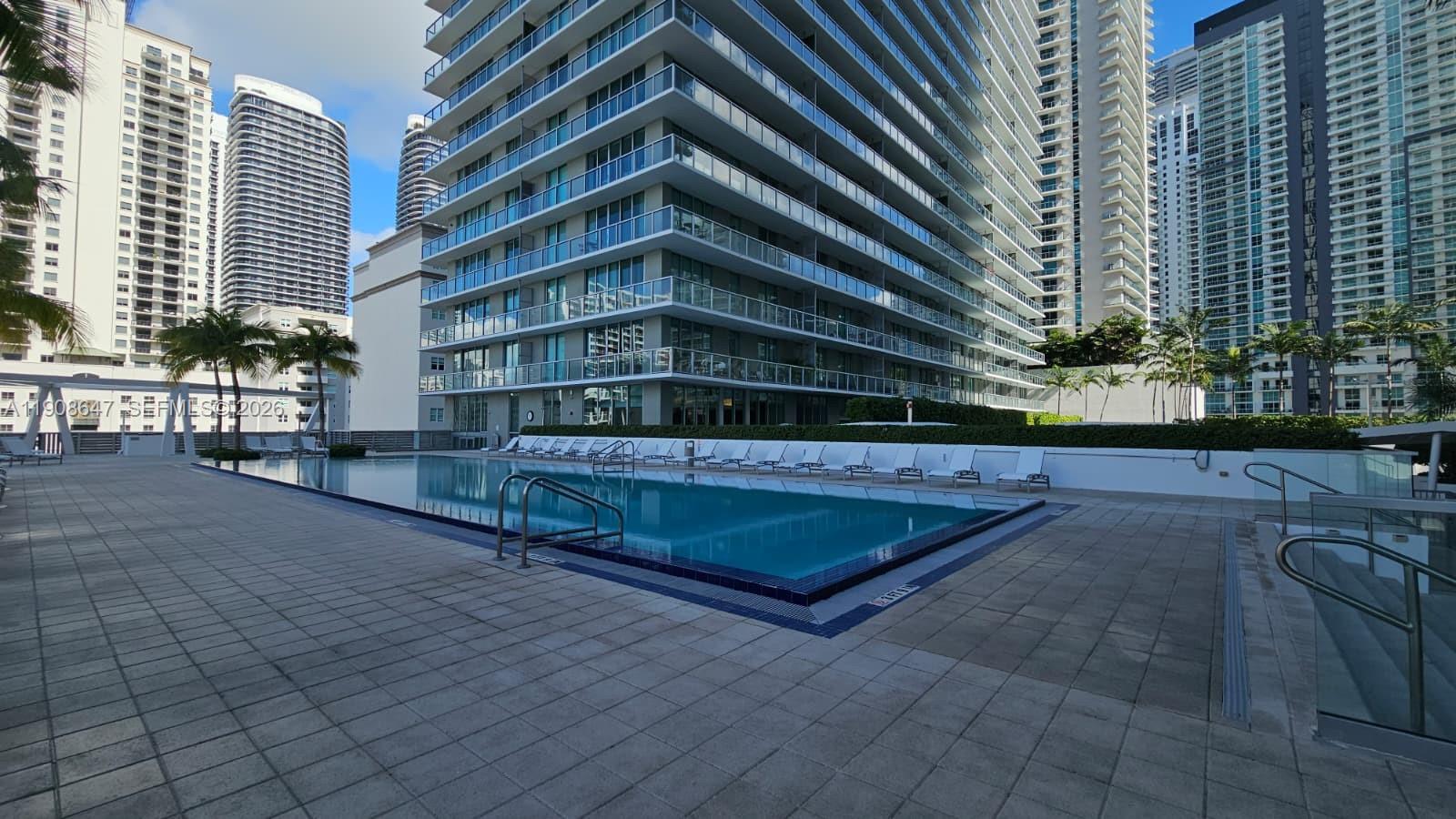 image Axis on Brickell North25