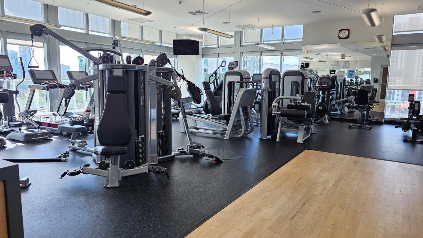 image Axis on Brickell North28