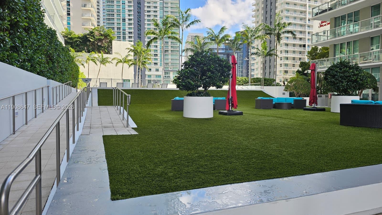 image Axis on Brickell North30