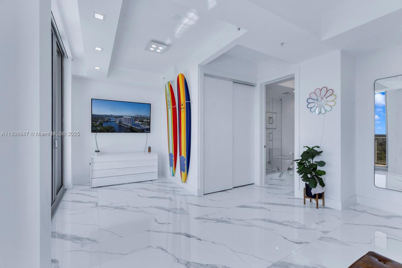 1180 N Federal Hwy #1602 Fort Lauderdale, FL 33304