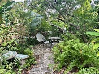 910 Lenox Ave #3 Miami Beach, FL 33139