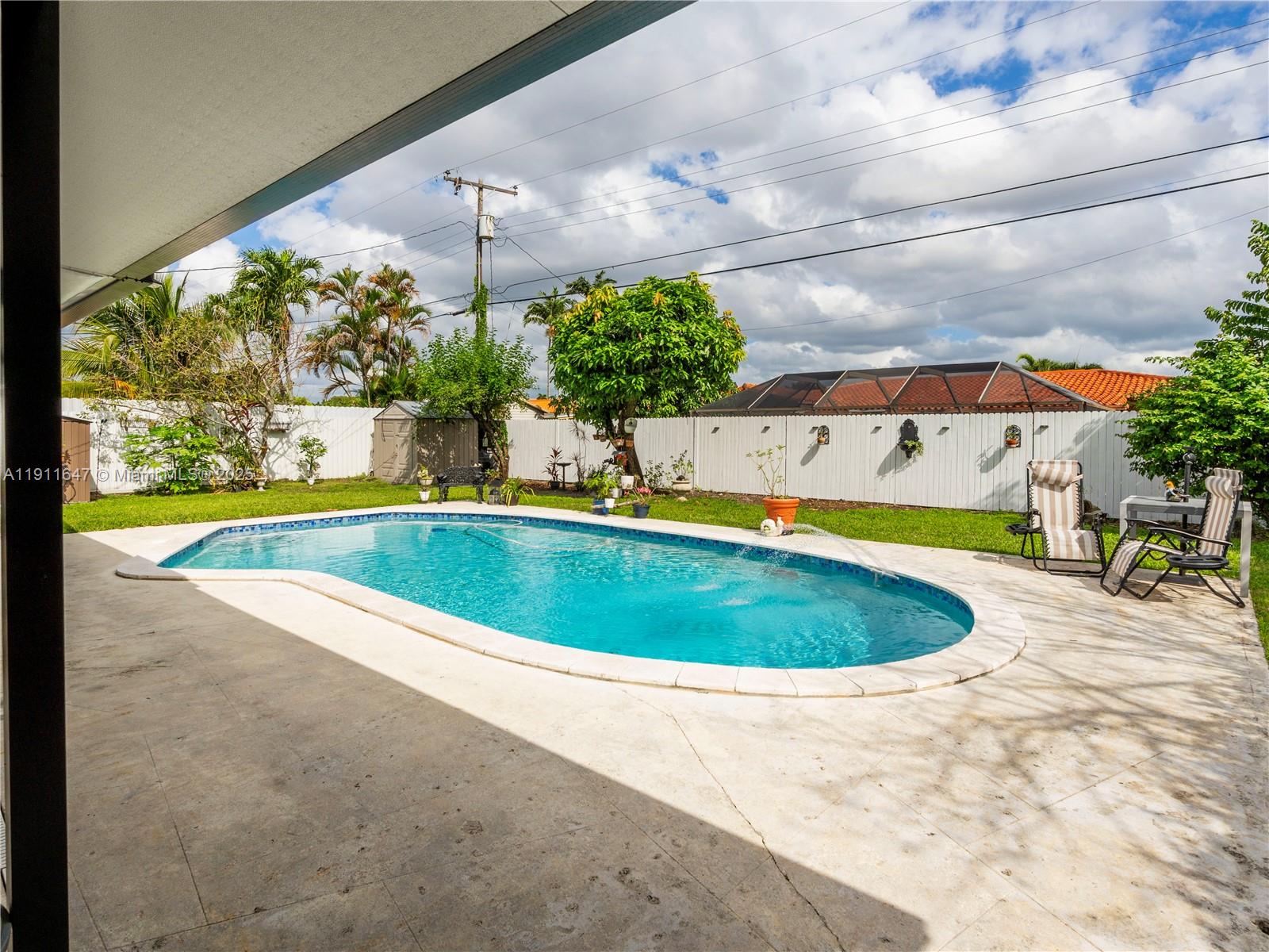 7877 W 16th Ave Hialeah, FL 33014