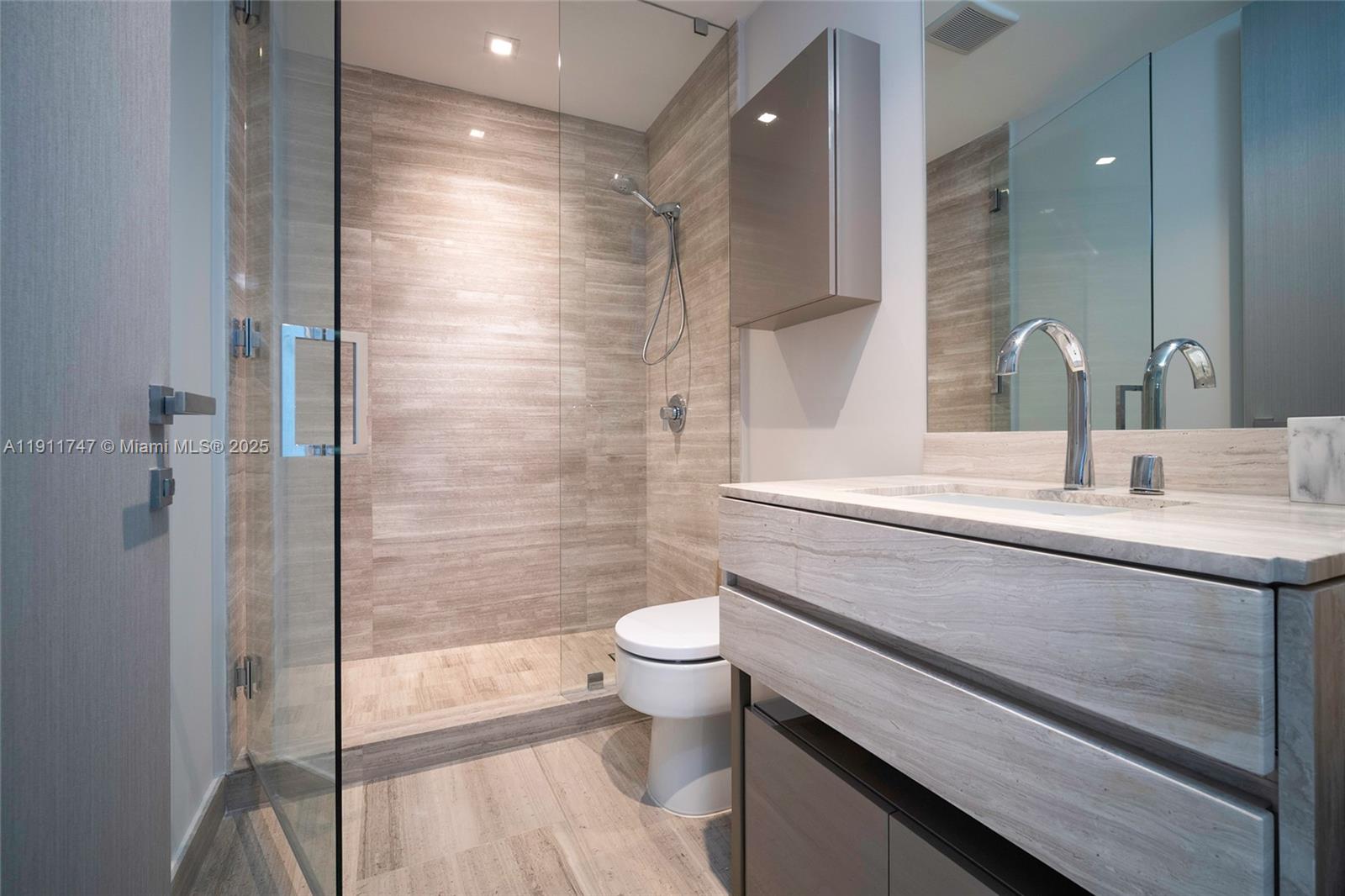 image Residences By Armani Casa10