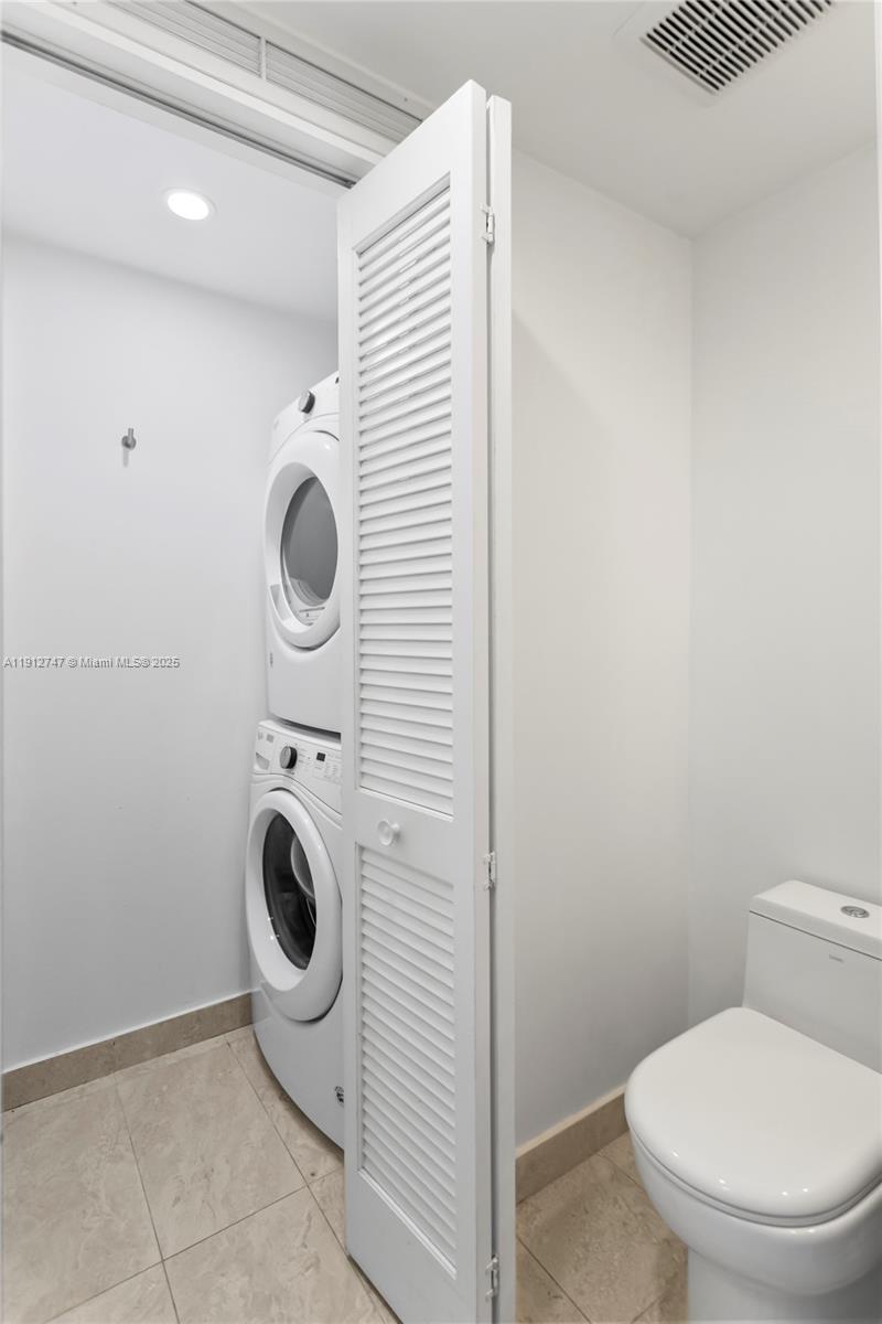 image Aria On The Bay Condo22