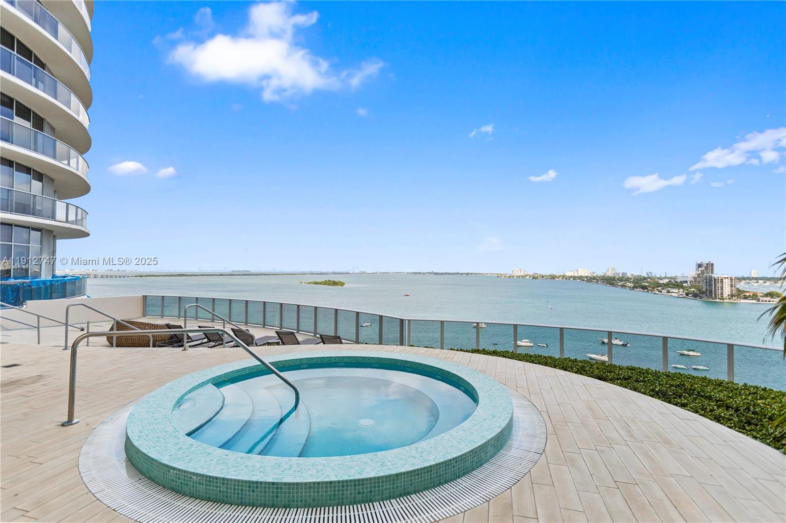 image Aria On The Bay Condo30