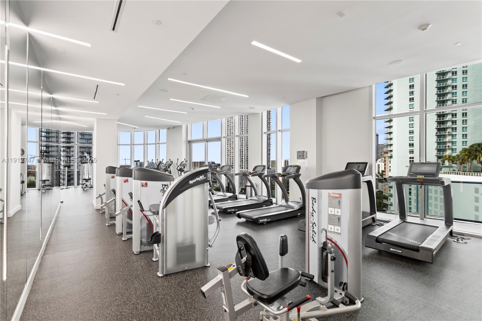 image Aria On The Bay Condo35