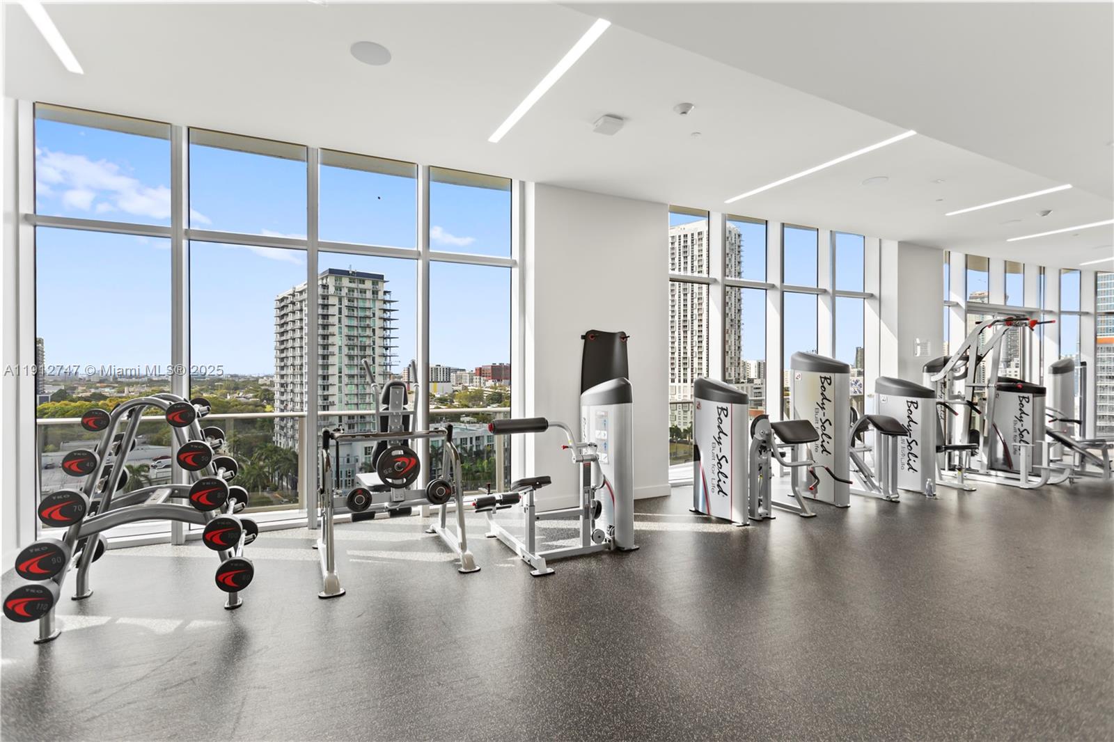 image Aria On The Bay Condo36