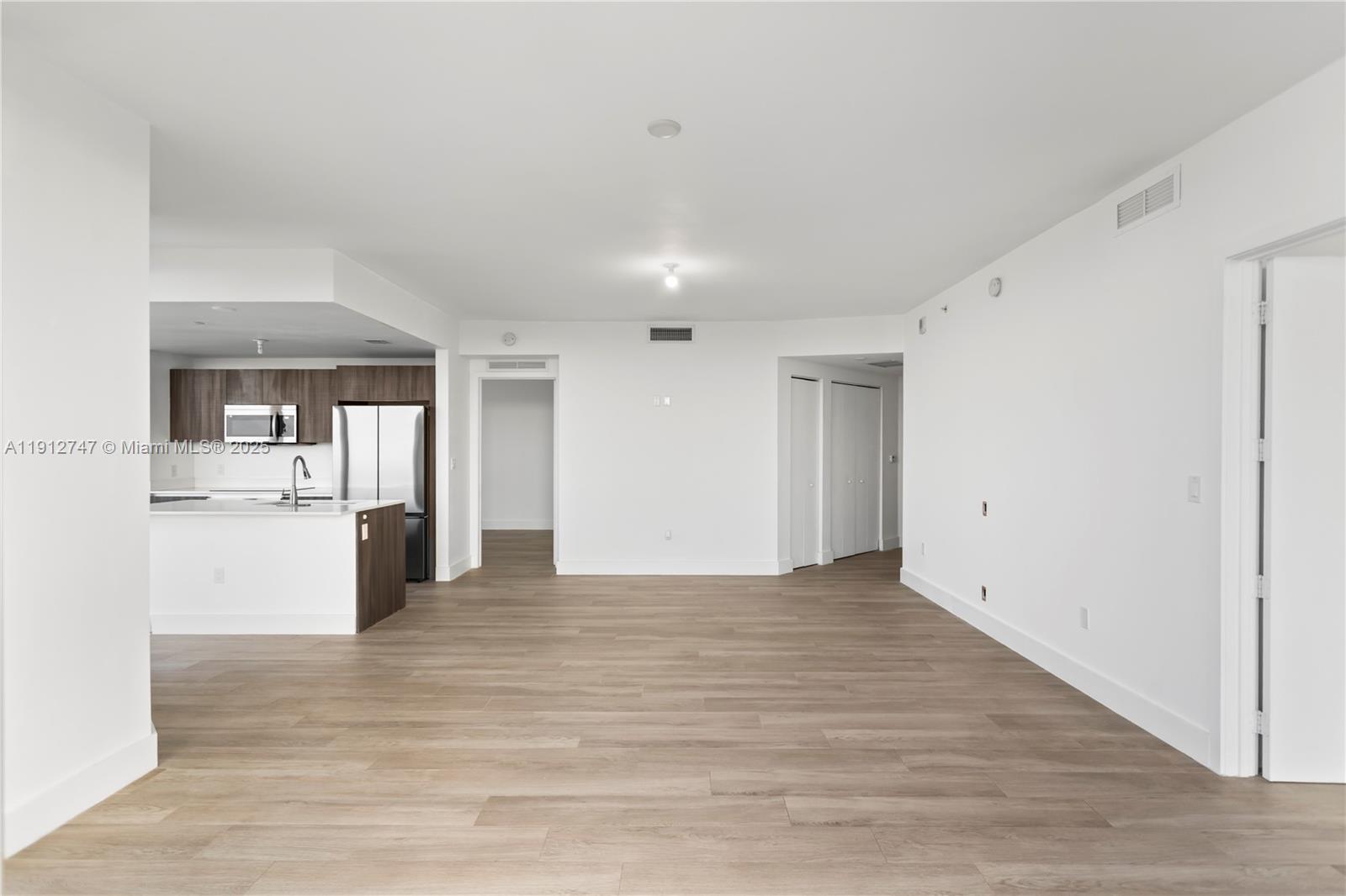 image Aria On The Bay Condo6