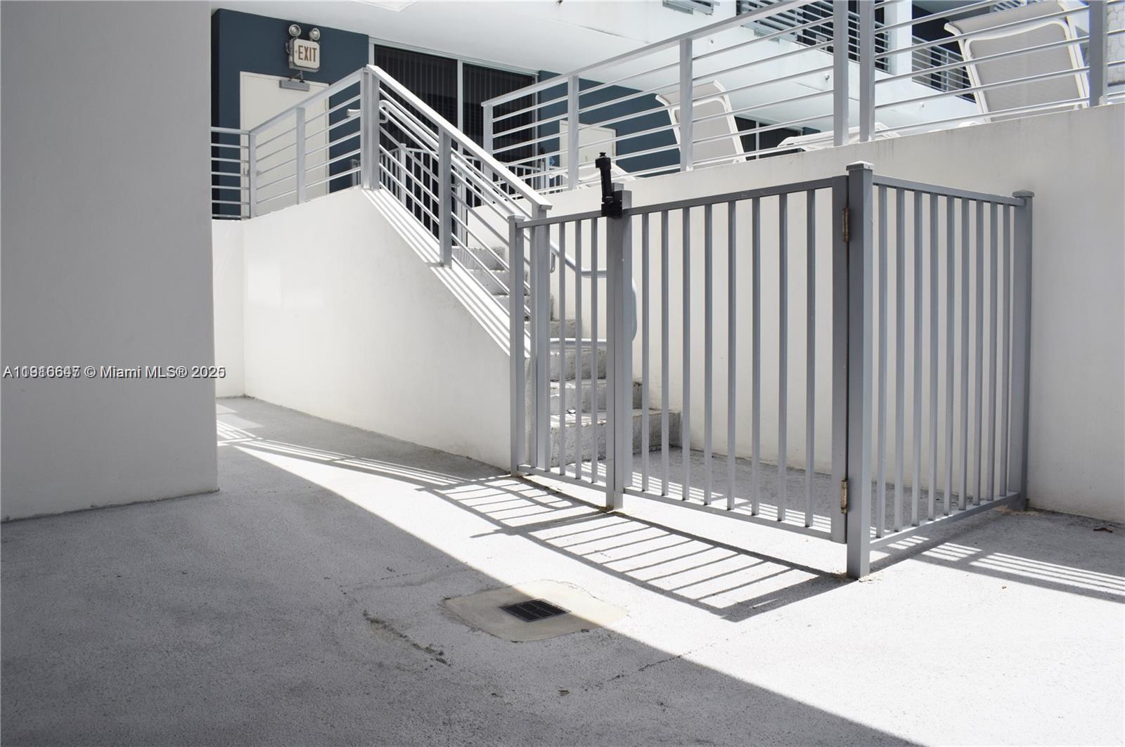 3339 Virginia St #207 Miami, FL 33133