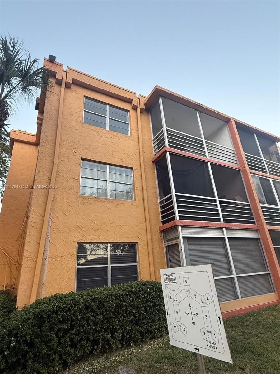 4304 NW 9th Ave #1-3C