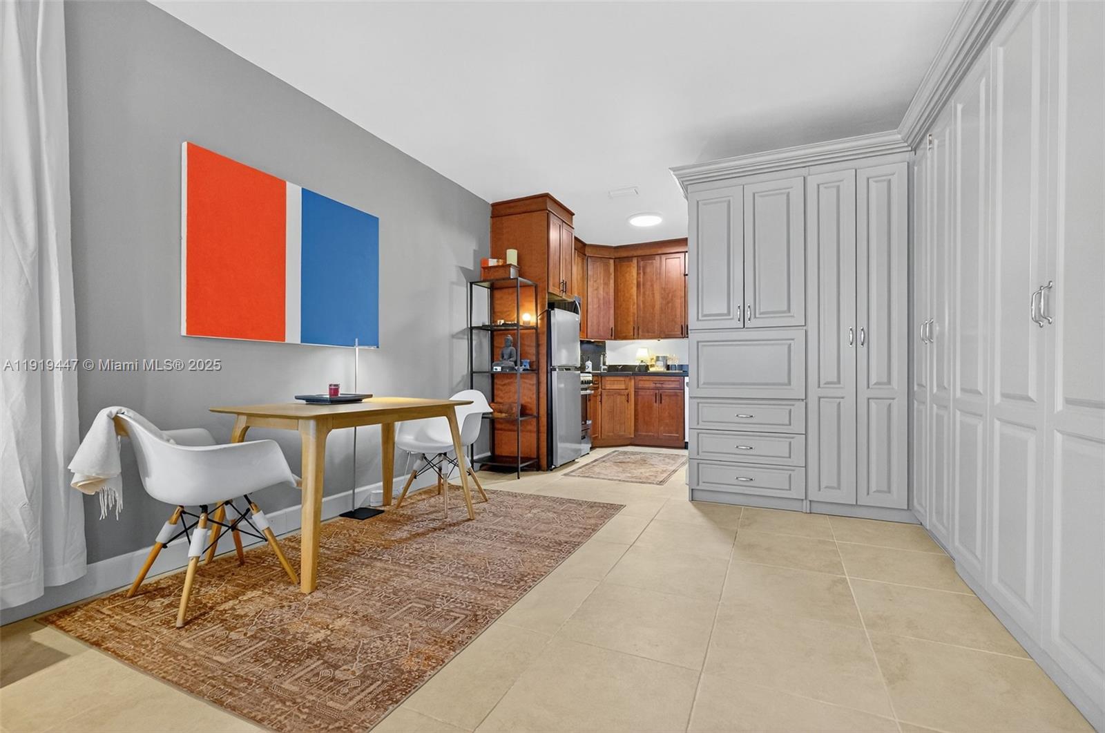 2445 Lake Pancoast Dr #4