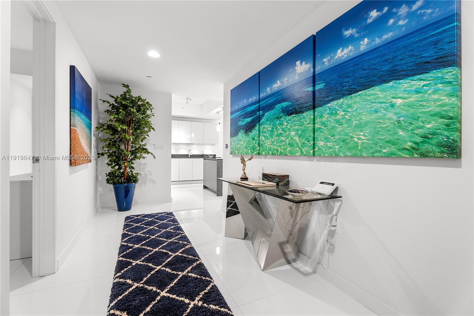 1010 Brickell Ave #4206