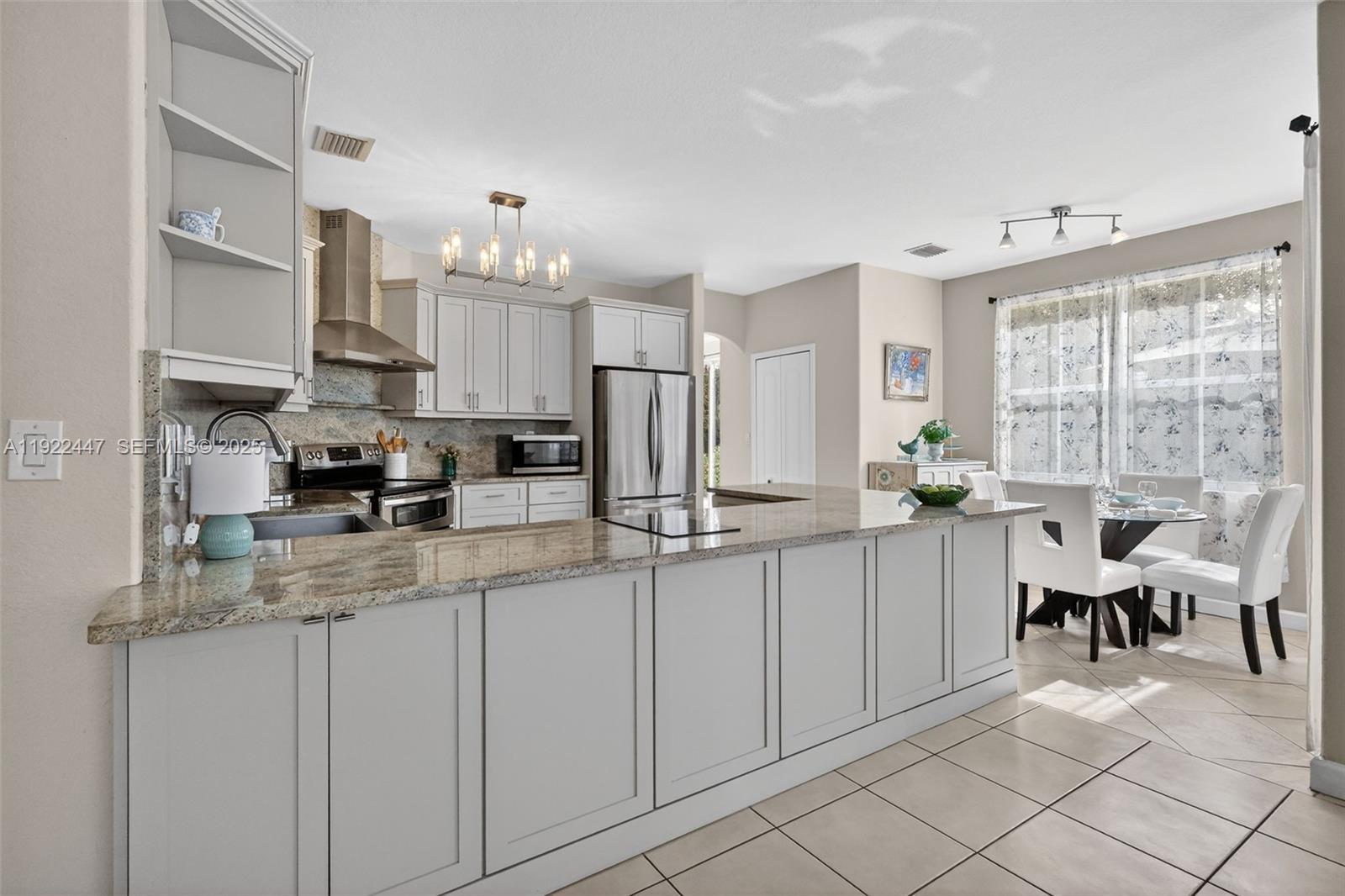 15144 SW 20th St Miami, FL 33185