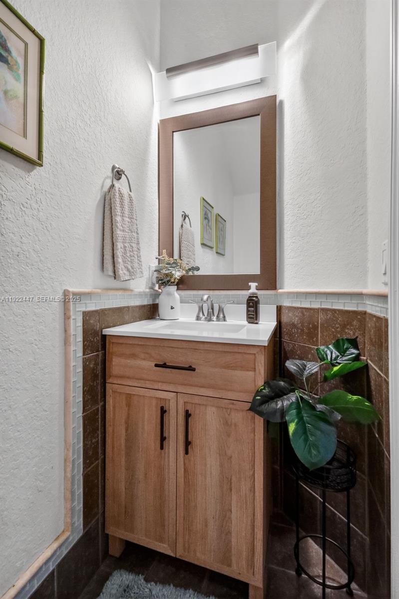 15144 SW 20th St Miami, FL 33185