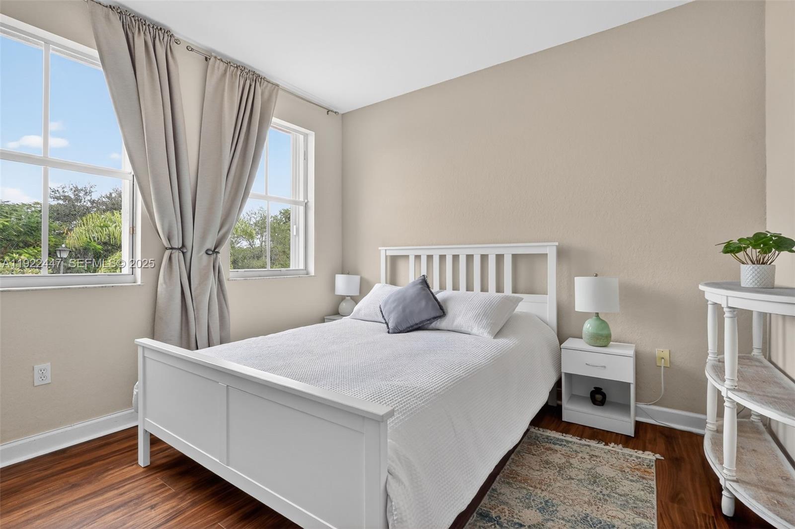 15144 SW 20th St Miami, FL 33185