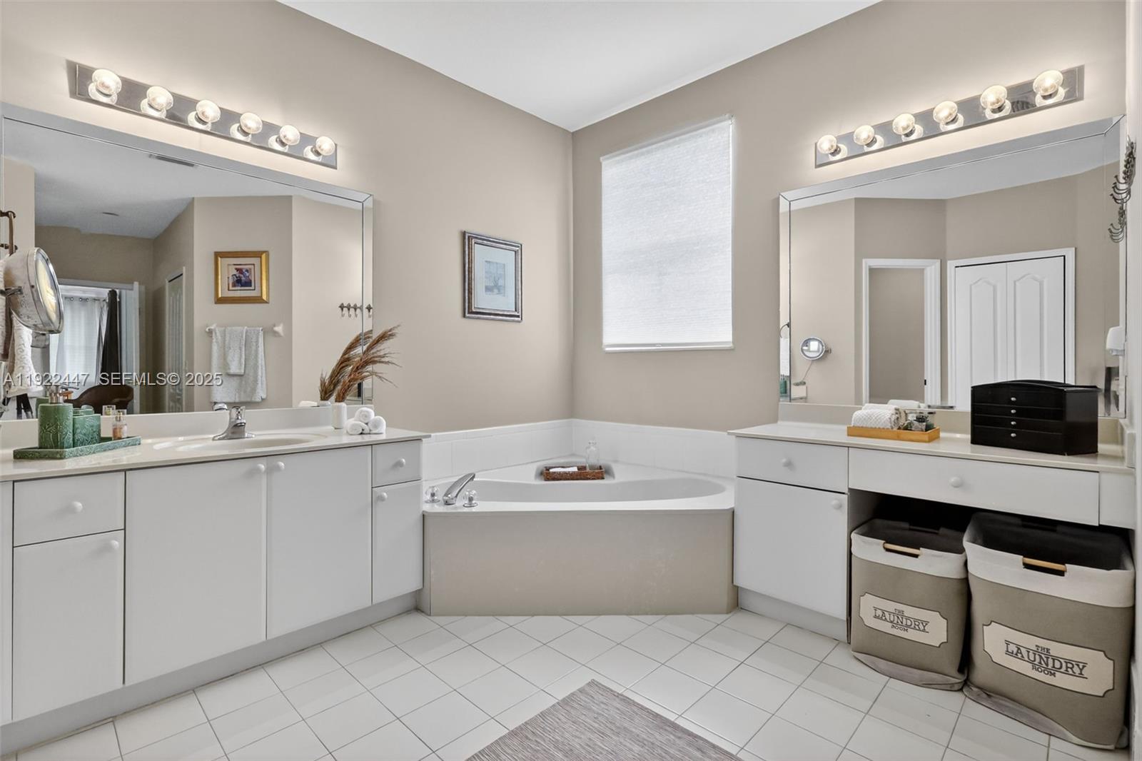 15144 SW 20th St Miami, FL 33185